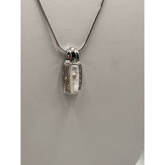 Ross Simon’s Sterling Silver Mother of Pearl Bar Pendant Necklace Earring Set - Picture 2 of 15